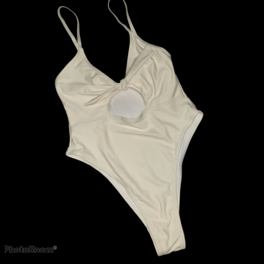 Nasty Gal cream cut out tie front swimsuit size 0 nwt